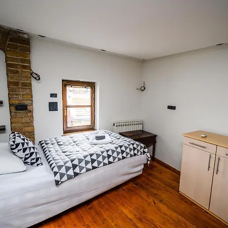 Unique Spacious 4bdr - City Center דירה *